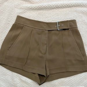 A.L.C Short, Size 2